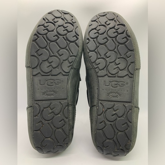 UGG Chester 1004247 Mens Boat Shoes Loafer  Slip On Gray Leather Size 10 - Picture 11 of 15
